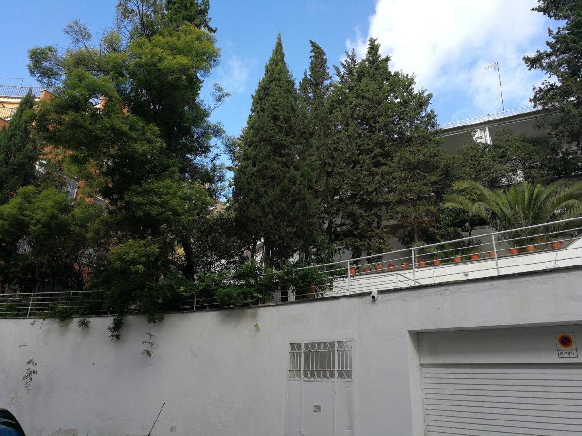 Casa Vilaro Park Guell Барселона Екстериор снимка