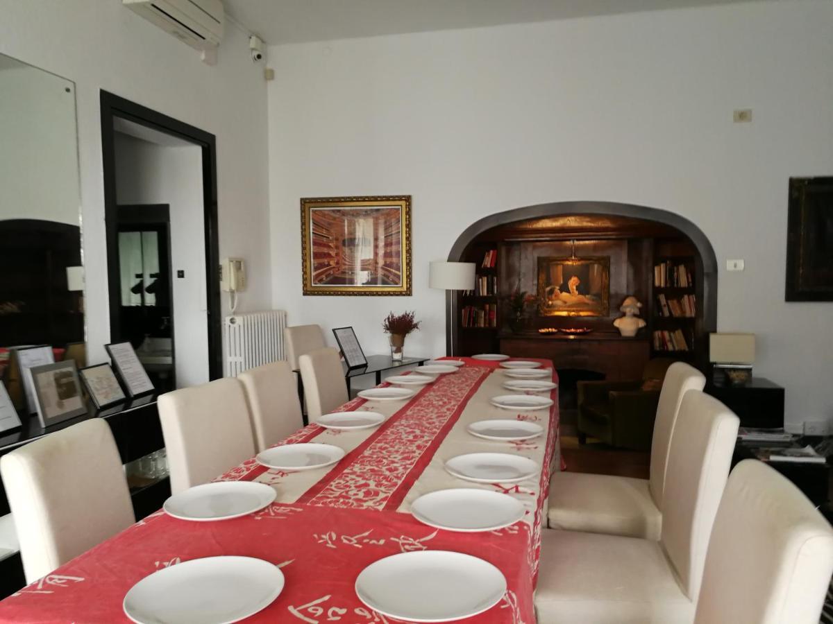 Casa Vilaro Park Guell Барселона Екстериор снимка